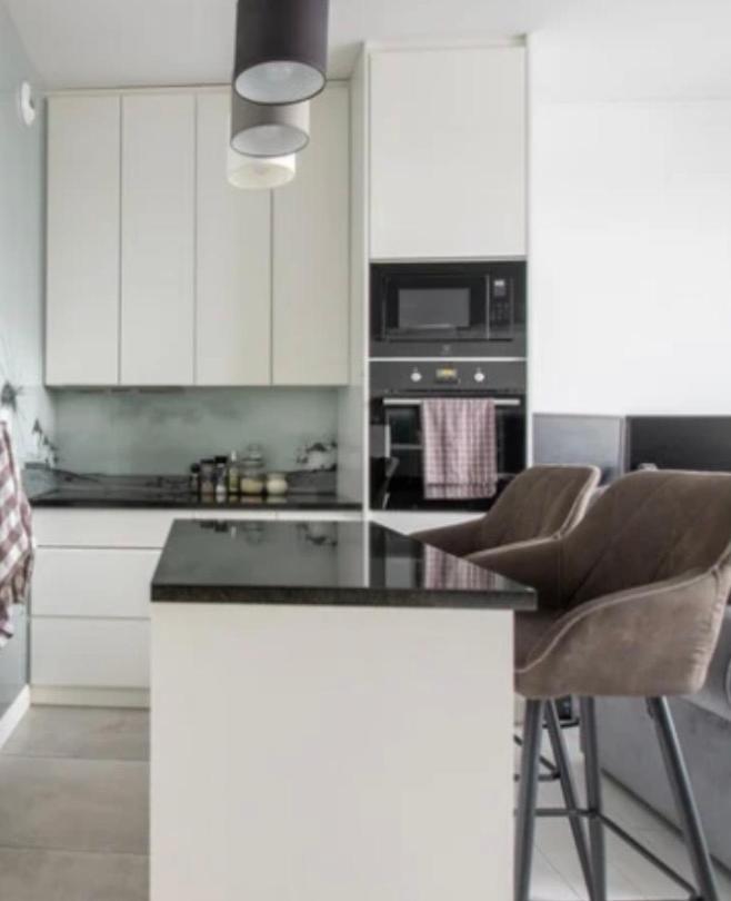 Super Apartment เอมปูเรียบราบา ภายนอก รูปภาพ