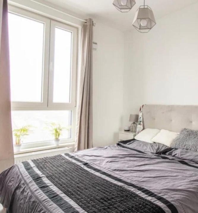 Super Apartment เอมปูเรียบราบา ภายนอก รูปภาพ