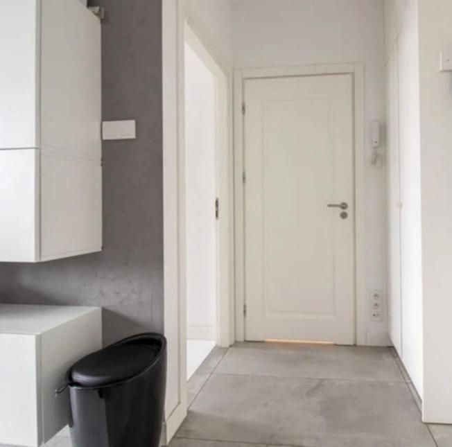 Super Apartment เอมปูเรียบราบา ภายนอก รูปภาพ
